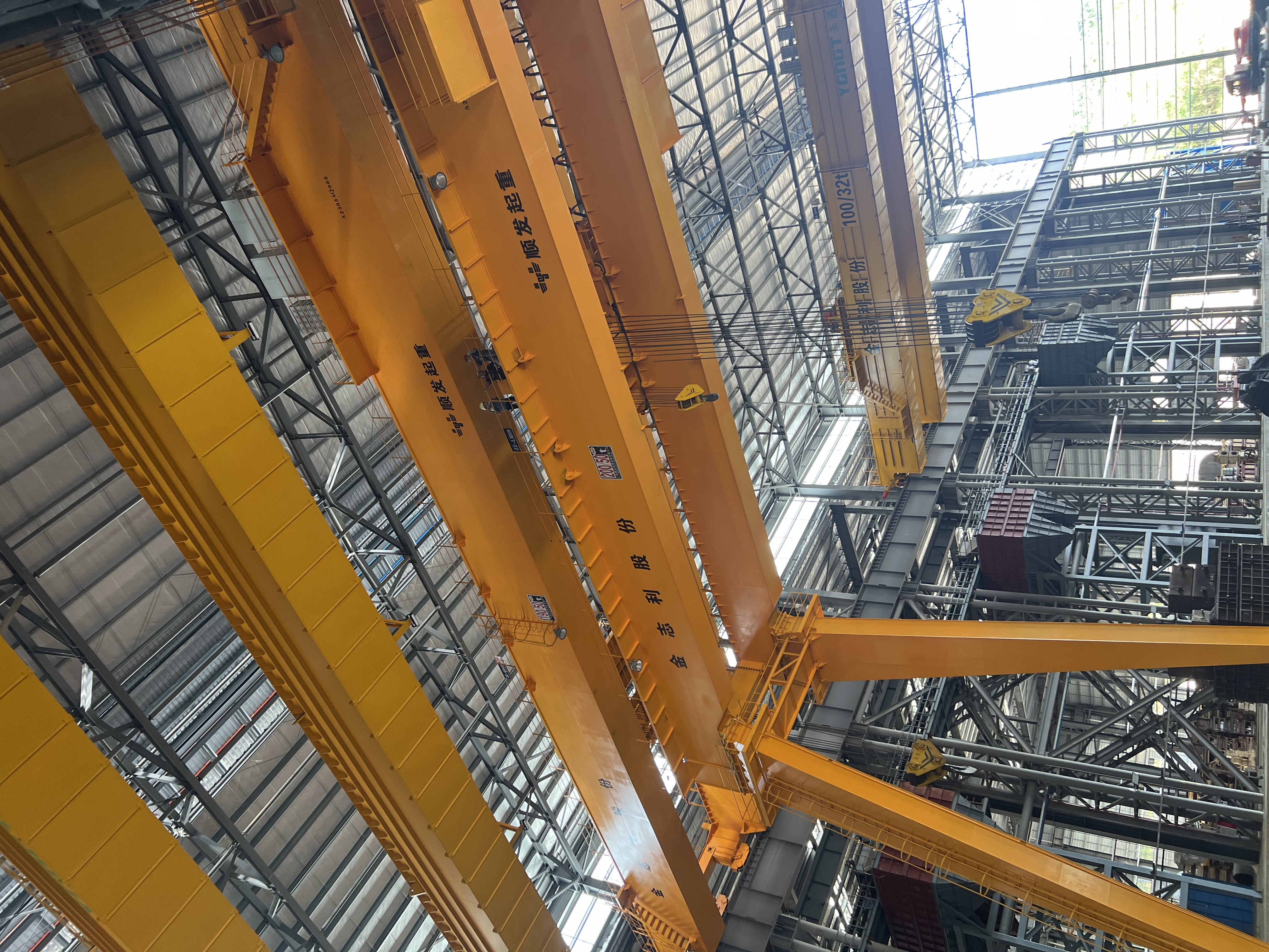 200噸門(mén)式起重機(jī)